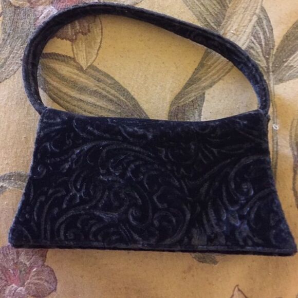 Velvet evening bag   - Picture 1 of 3